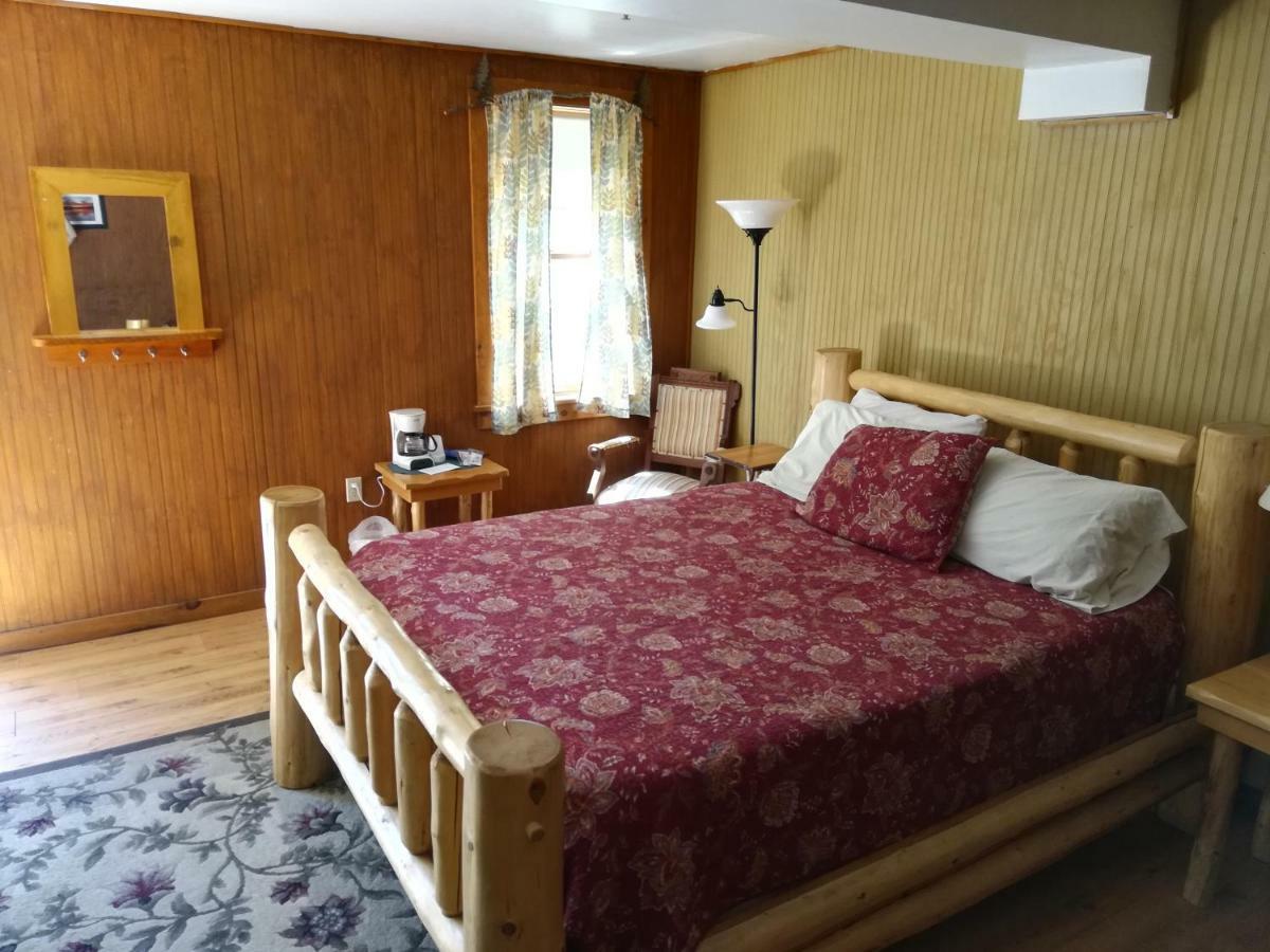 The Woods Inn Inlet Zewnętrze zdjęcie