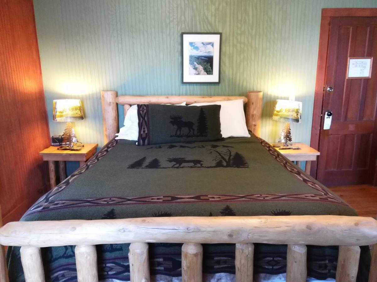 The Woods Inn Inlet Zewnętrze zdjęcie